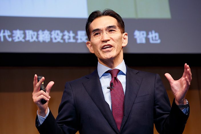 朝倉智也氏